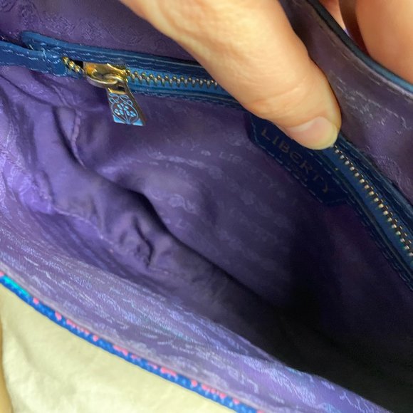 Liberty of London Carnaby Crossbody Saddle Bag Purse Blue Iphis Print - Picture 9 of 11